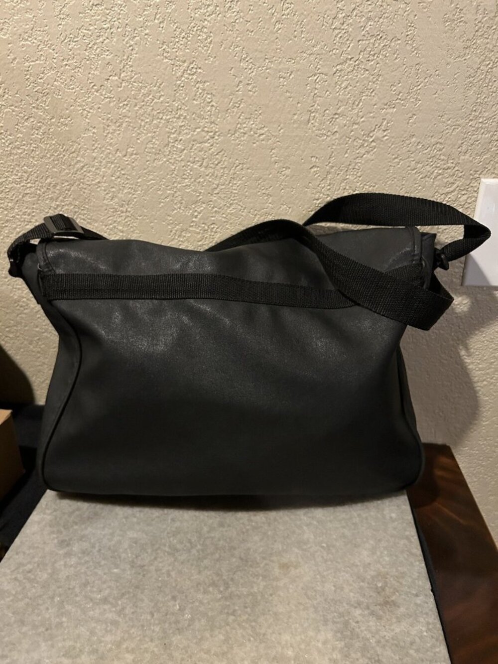 Perry Ellis Computer Bag - Picture 3 of 5